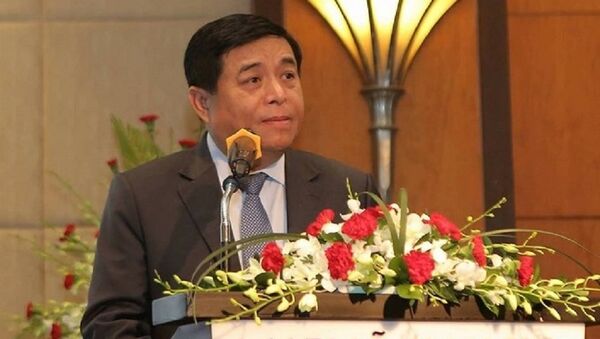 Bộ trưởng Bộ Kế hoạch và Đầu tư Nguyễn Chí Dũng nêu ý kiến tại hội thảo - Sputnik Việt Nam