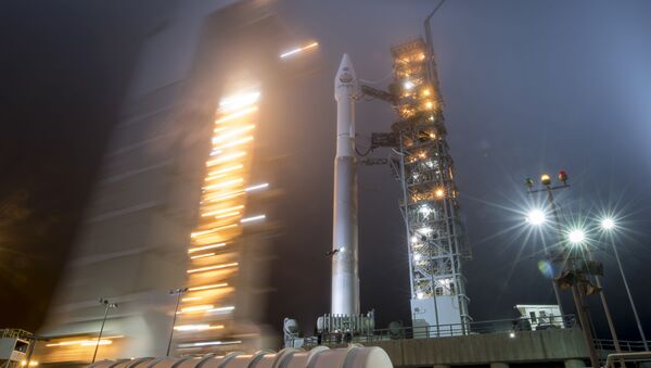 Tên lửa Atlas-V United Launch Alliance với vệ tinh NASA InSight - Sputnik Việt Nam