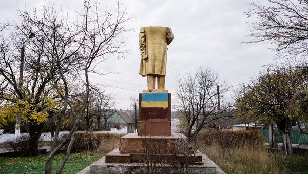 Làng Shabo, tỉnh Odessa. Ngày 21 tháng 11 năm 2015. Công cuộc tìm kiếm Lenin - Sputnik Việt Nam