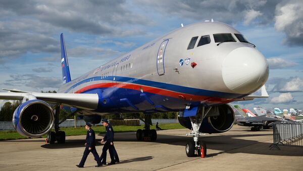 Máy bay trinh sát mới nhất của Nga Tu-214ON. - Sputnik Việt Nam