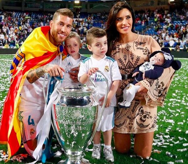 Pilar Rubio - vợ của hậu vệ đội tuyển quốc gia Tây Ban Nha và Real Madrid Sergio Ramos. - Sputnik Việt Nam