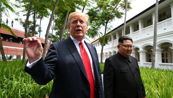 Kim Jong-un và Donald Trump - Sputnik Việt Nam