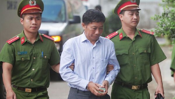 Bị cáo Ninh Văn Quỳnh nguyên Kế toán trưởng PVN - Sputnik Việt Nam