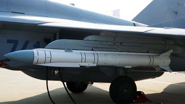 Tên lửa trên máy bay tiêm kích MiG-35. - Sputnik Việt Nam