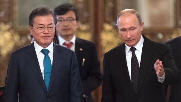 Moon Jae-in và Vladimir Putin - Sputnik Việt Nam