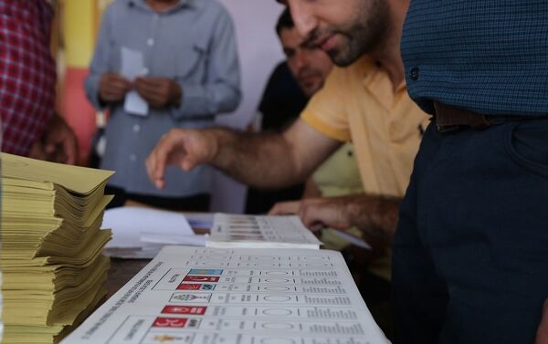 Cuộc bầu cử Tổng thống và Quốc hội trước kỳ hạn diễn ra tại Thổ Nhĩ Kỳ vào ngày 24 tháng 6 - Sputnik Việt Nam