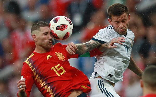 Trận đấu World Cup giữa đội tuyển Tây Ban Nha và Liên Bang Nga - Sputnik Việt Nam