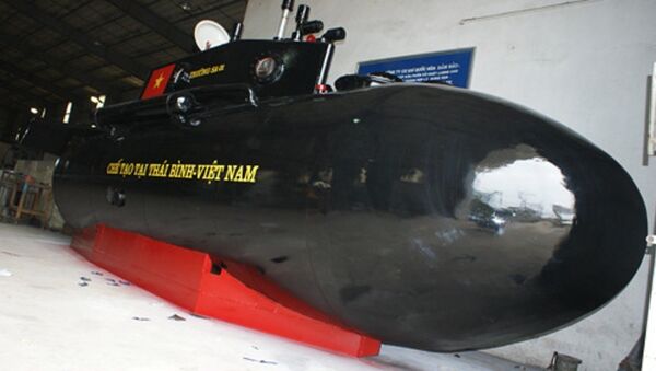 Tàu ngầm Trường Sa 2 sẽ có hình dáng giống tàu ngầm Trường Sa 1 và có thể chở được 4 người. - Sputnik Việt Nam