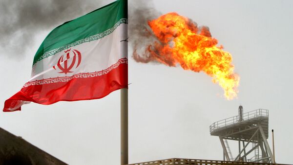Nền tảng khai thác dầu tại mỏ Soroush ở Iran - Sputnik Việt Nam