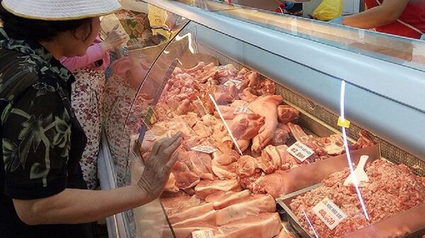 Thịt heo từ Mỹ đang đổ vào thị trường Việt Nam rất nhiều. - Sputnik Việt Nam