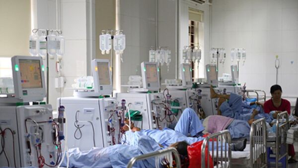 Hệ thống máy chạy thận nhân tạo ở Bệnh viện đa khoa Hòa Bình. - Sputnik Việt Nam