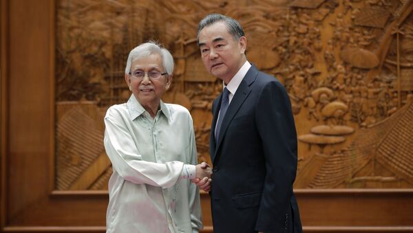Сhuyến thăm của ông Tun Daim Zainuddin, phái viên đặc biệt của Thủ tướng Malaysia tới Bắc Kinh - Sputnik Việt Nam