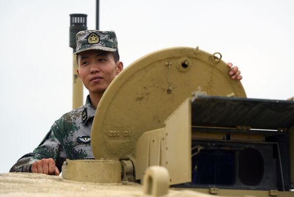 Xe tăng Type-96 Quân đội Trung Quốc chuẩn bị cho cuộc thi quốc tế Tank Biathlon-2018 - Sputnik Việt Nam