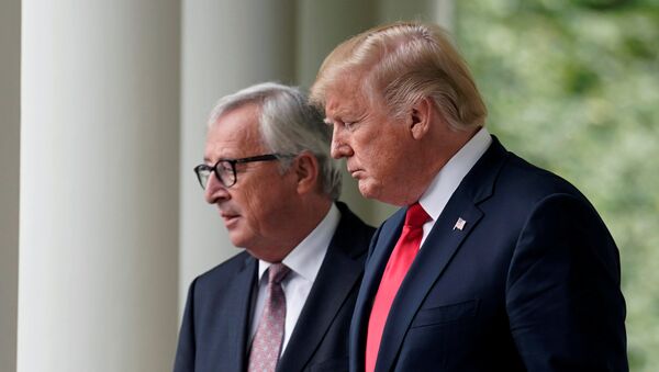 Jean-Claude Juncker và Donald Trump - Sputnik Việt Nam