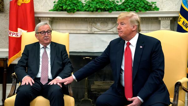 Donald Trump và Jean-Claude Juncker - Sputnik Việt Nam