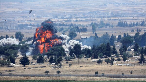 Vụ nổ ở phía Syria của biên giới Syria-Israel - Sputnik Việt Nam