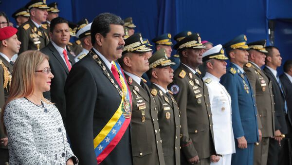 Tổng thống Venezuela sống sót sau vụ ám sát có sử dụng thiết bị bay không người lái - Sputnik Việt Nam