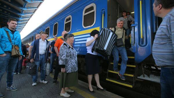 Chuyến tàu từ Ukraina đi Nga - Sputnik Việt Nam