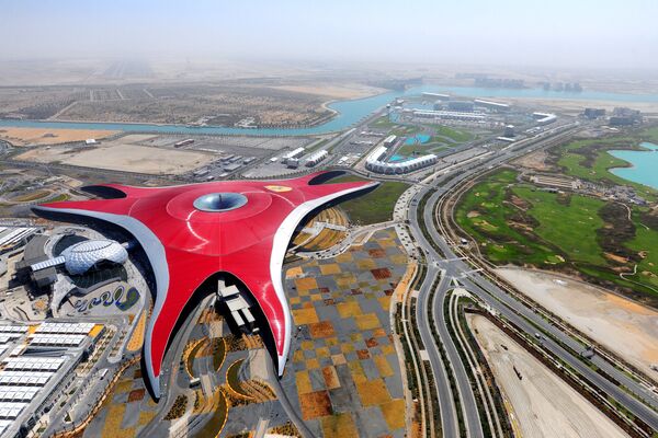 Công viên giải trí Ferrari World ở Abu Dhabi - Sputnik Việt Nam