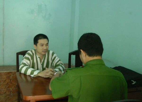 Trùm ma túy Văn Kính Dương khi bị bắt giữ Trùm ma túy Văn Kính Dương khi bị bắt giữ - Sputnik Việt Nam