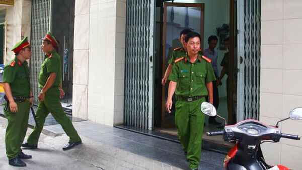 Khám xét nhà ông Nguyễn Công Lang, ngày 9-8 - Sputnik Việt Nam