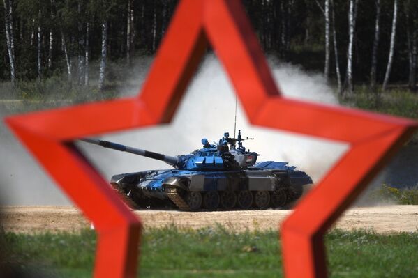 Xe tăng của đội quân đội Syria tại cuộc thi quốc tế Tank Biathlon-2018 - Sputnik Việt Nam