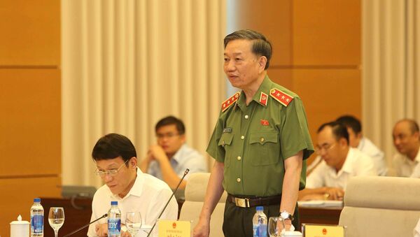 Bộ Trưởng Bộ Công an Tô Lâm trả lời chất vấn của các đại biểu Quốc hội. - Sputnik Việt Nam