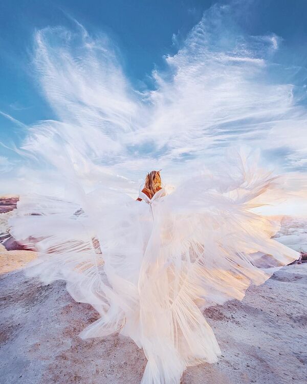 Ảnh của nhiếp ảnh gia Kristina Makeeva từ sê-ri Cô gái mặc váy, được chụp tại Cappadocia, Thổ Nhĩ Kỳ. - Sputnik Việt Nam