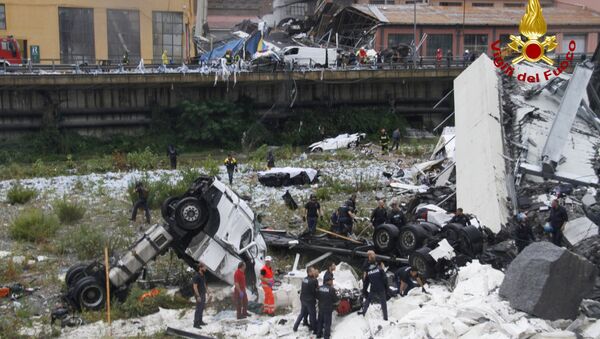 Hàng chục nạn nhân trong vụ sập cầu ở Genoa - Sputnik Việt Nam