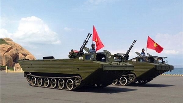 Xe PTS-M được Việt Nam tích hợp vũ khí phòng không. - Sputnik Việt Nam