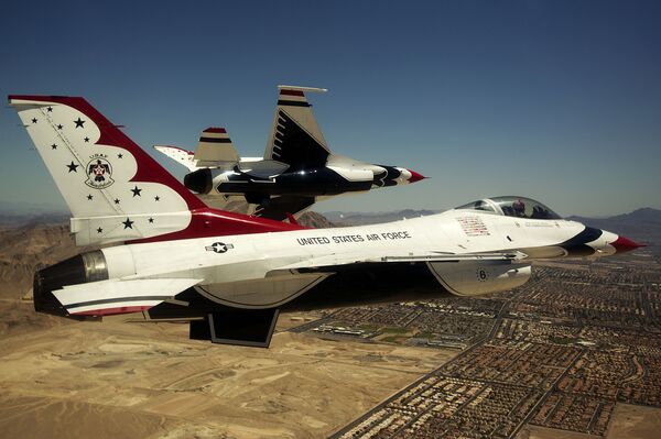 F-16 Fighting Falcons F-16 Fighting Falcons - Sputnik Việt Nam