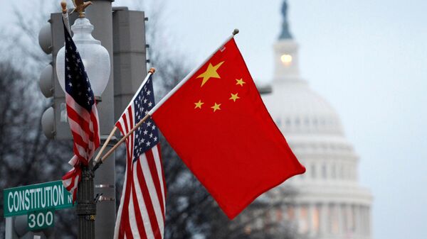 Quốc kỳ Mỹ và Trung Quốc - Sputnik Việt Nam