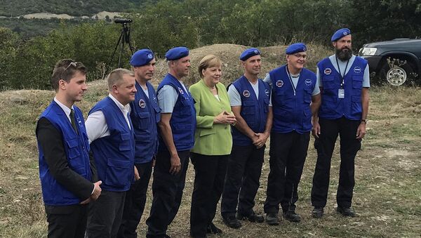 Канцлер Германии Ангела Меркель на границе Грузии и Южной Осетией со стороны Грузии - Sputnik Việt Nam