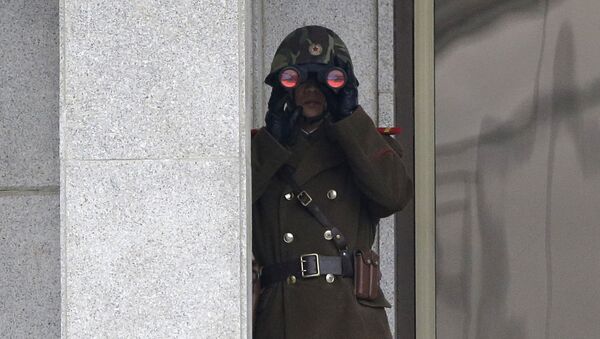 Binh sĩ Bắc Triều Tiên ở biên giới liên Triều - Sputnik Việt Nam