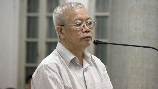 Bị cáo Trần Trung Chí Hiếu tại phiên tòa sơ thẩm. - Sputnik Việt Nam