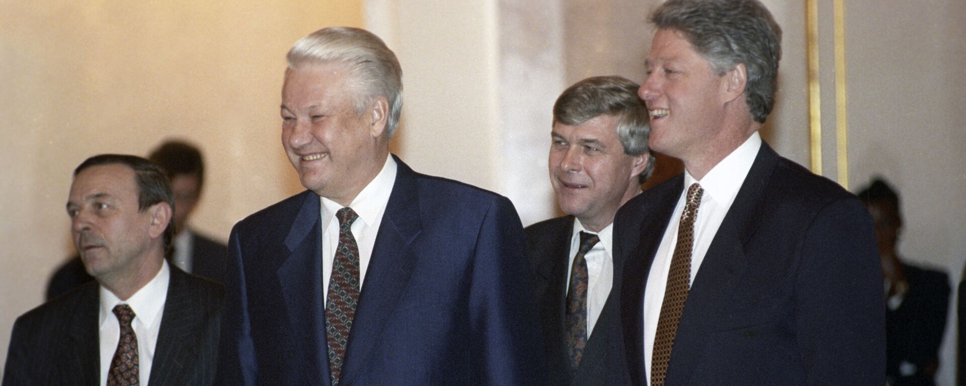Boris Yeltsin và Bill Clinton  - Sputnik Việt Nam, 1920, 26.01.2024