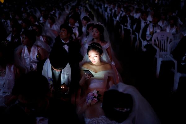 Đám cưới tập thể tại thành phố Gapyeong, Hàn Quốc - Sputnik Việt Nam