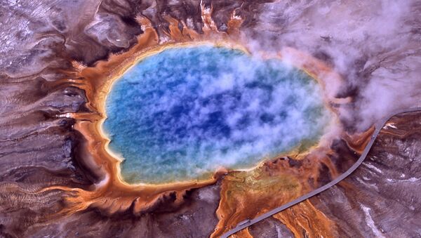 Mạch nước phun tại Yellowstone - Sputnik Việt Nam