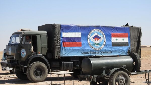 30 gia đình dân thường Syria đã có thể rời khỏi tỉnh Idlib hiện nằm trong vòng kiểm soát của bọn khủng bố. 30 gia đình dân thường Syria đã có thể rời khỏi tỉnh Idlib hiện nằm trong vòng kiểm soát của bọn khủng bố. - Sputnik Việt Nam