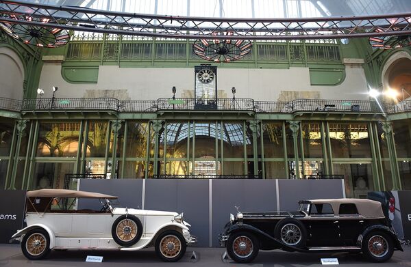 Bonhams Les Grandes Marques du Monde- Triển lãm đấu giá xe hơi và ô-tô cổ điển tại phòng triển lãm Grand Palais là một phần của chương trình Retromobile vintage car show in Paris Bonhams Les Grandes Marques du Monde- Triển lãm đấu giá xe hơi và ô-tô cổ điển tại phòng triển lãm Grand Palais là một phần của chương trình Retromobile vintage car show in Paris - Sputnik Việt Nam