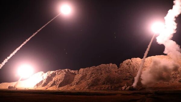 Iran đã tấn công tên lửa vào những kẻ tổ chức vụ tấn công khủng bố ở Ahvaz - Sputnik Việt Nam