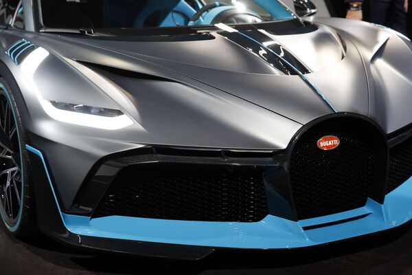 Giới thiệu xe Bugatti Divo tại khai mạc triển lãm ô tô quốc tế Paris Motor Show - Sputnik Việt Nam