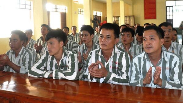 Các phạm nhân tại ngày nhận quyết định giảm án - Sputnik Việt Nam