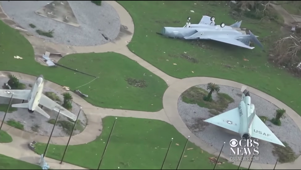 Ở Florida  bão Michael làm hư hại một số máy bay chiến đấu F-22 - Sputnik Việt Nam