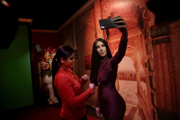Bức tượng sáp của Kim Kardashian tại bảo tàng Madame Tussauds ở New Delhi, Ấn Độ - Sputnik Việt Nam