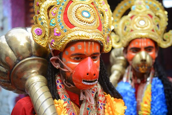Những người tham gia lễ hội Hindu Navratri ở Amritsar - Sputnik Việt Nam