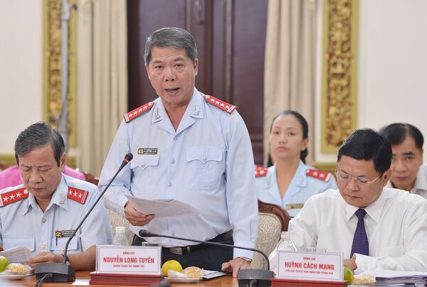 Chánh thanh tra TPHCM Nguyễn Long Tuyền Chánh thanh tra TPHCM Nguyễn Long Tuyền - Sputnik Việt Nam