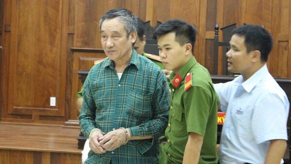 Sau 4 phiên tòa, bị cáo Nguyễn Văn Đồng bị kết án tù chung thân - Sputnik Việt Nam