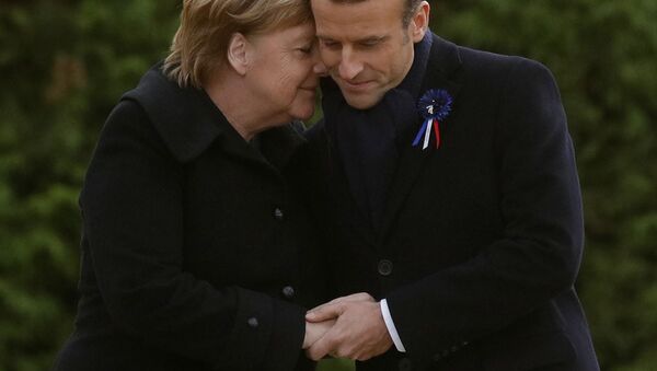 Angela Merkel và Emmanuel Macron - Sputnik Việt Nam