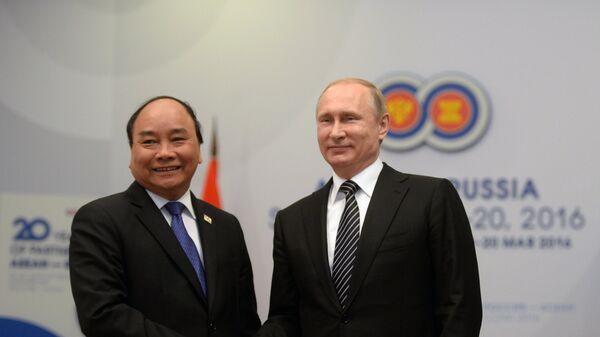 Сuộc họp giữa Tổng thống Nga Vladimir Putin và Thủ tướng nước Cộng hòa xã hội chủ nghĩa Việt Nam Nguyễn Xuân Phúc - Sputnik Việt Nam